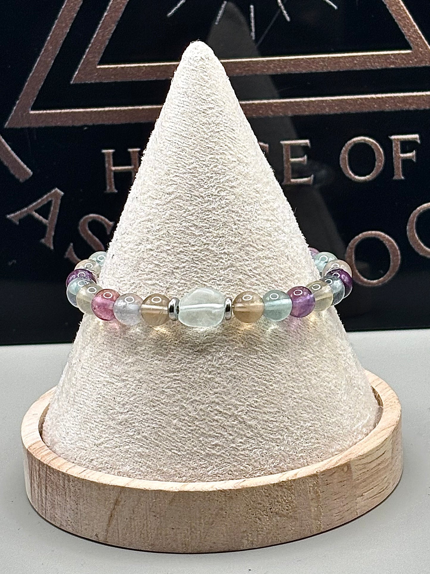 NOA Fluorită Multicoloră | Claritate Mentală și Echilibru Multidimensional